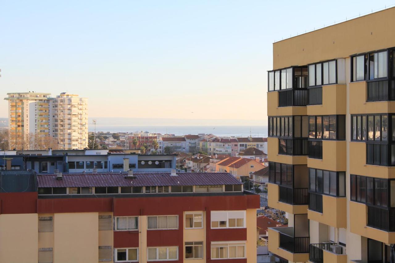 Апартаменты Apartamento Beliche Кошта-да-Капарика Экстерьер фото