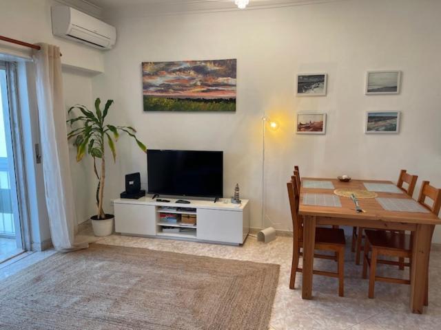 Апартаменты Apartamento Beliche Кошта-да-Капарика Экстерьер фото